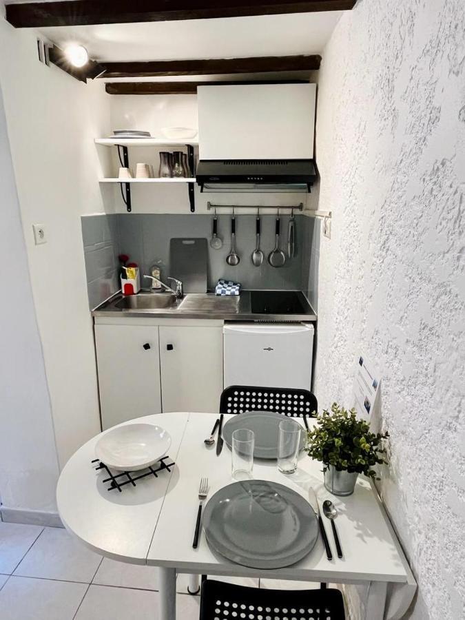 Studio En Duplex La Roquebrussanne Dış mekan fotoğraf